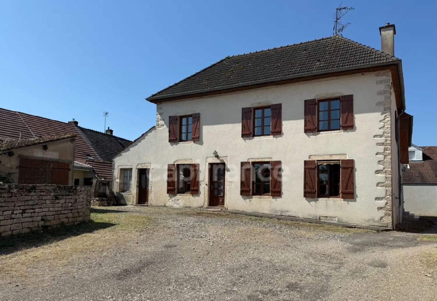  te koop huis Marnay Saône-et-Loire 2