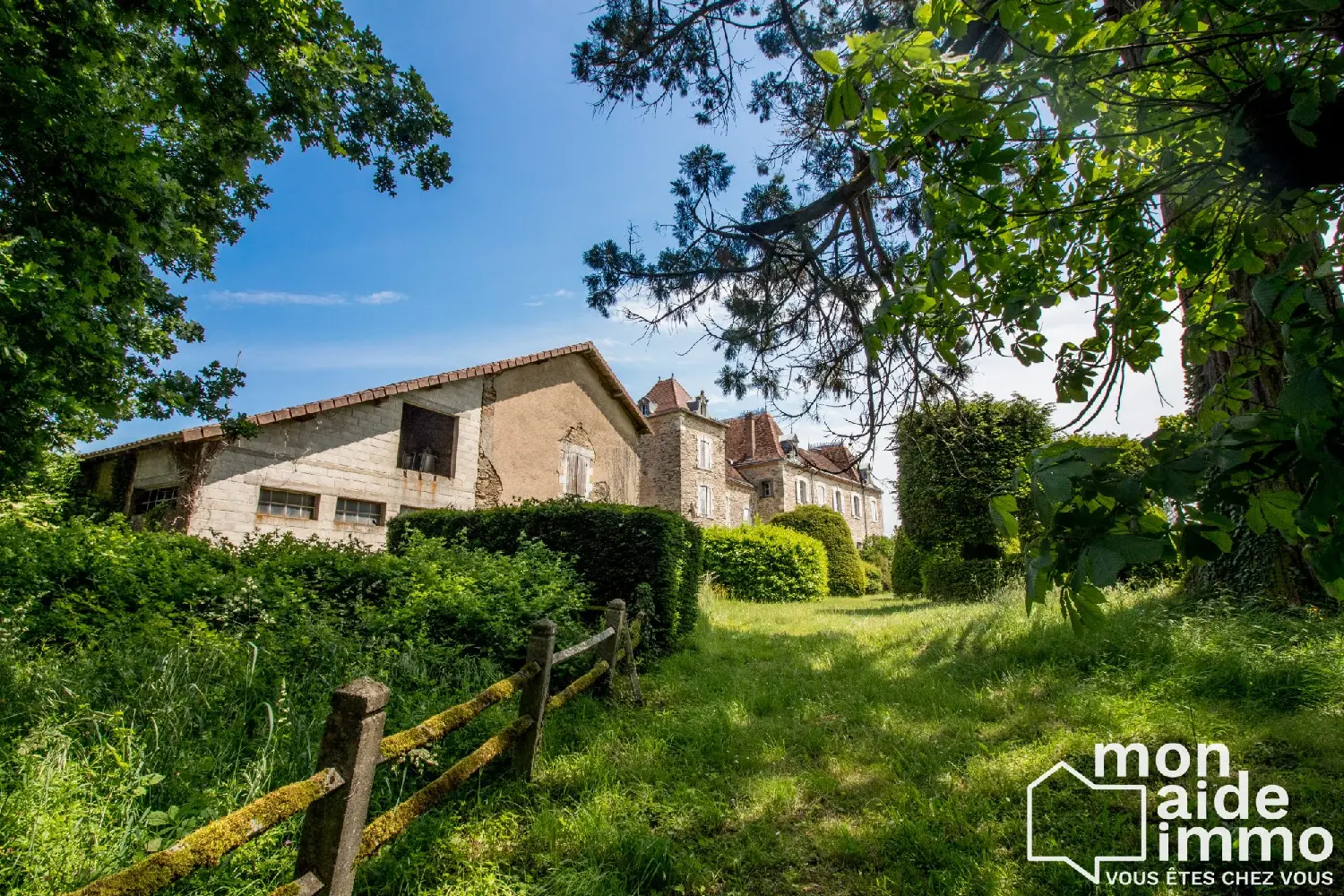  à vendre maison Mialet Dordogne 3
