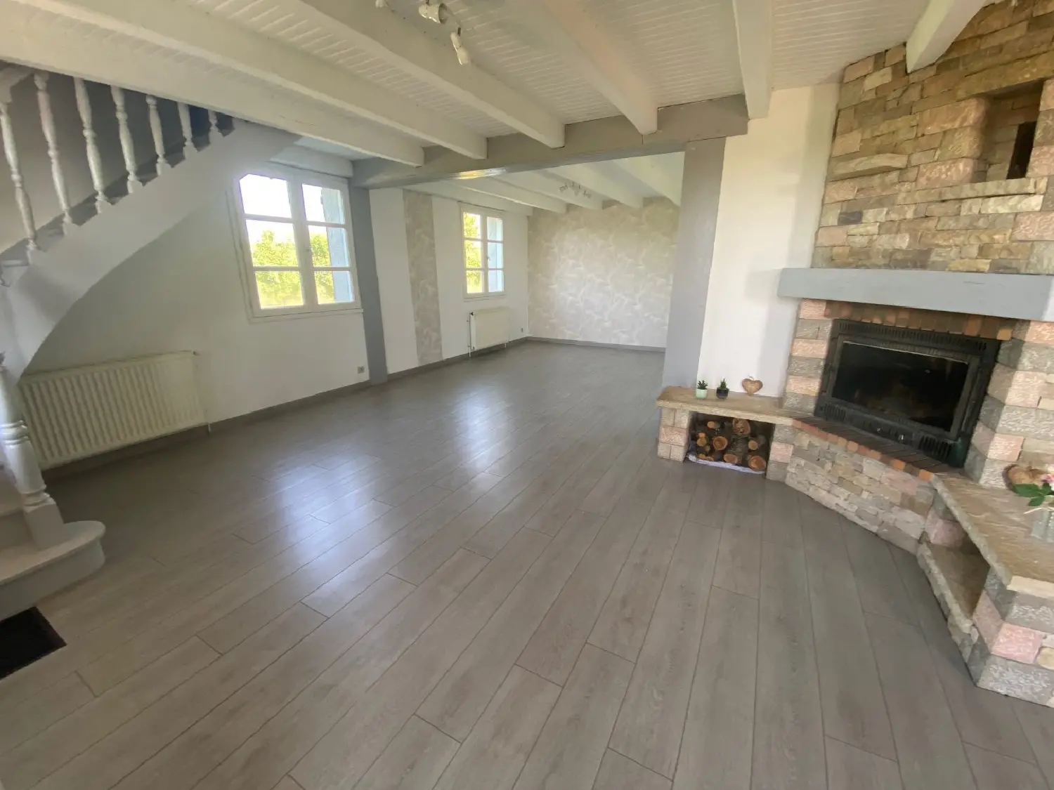  te koop huis Mourjou Cantal 4