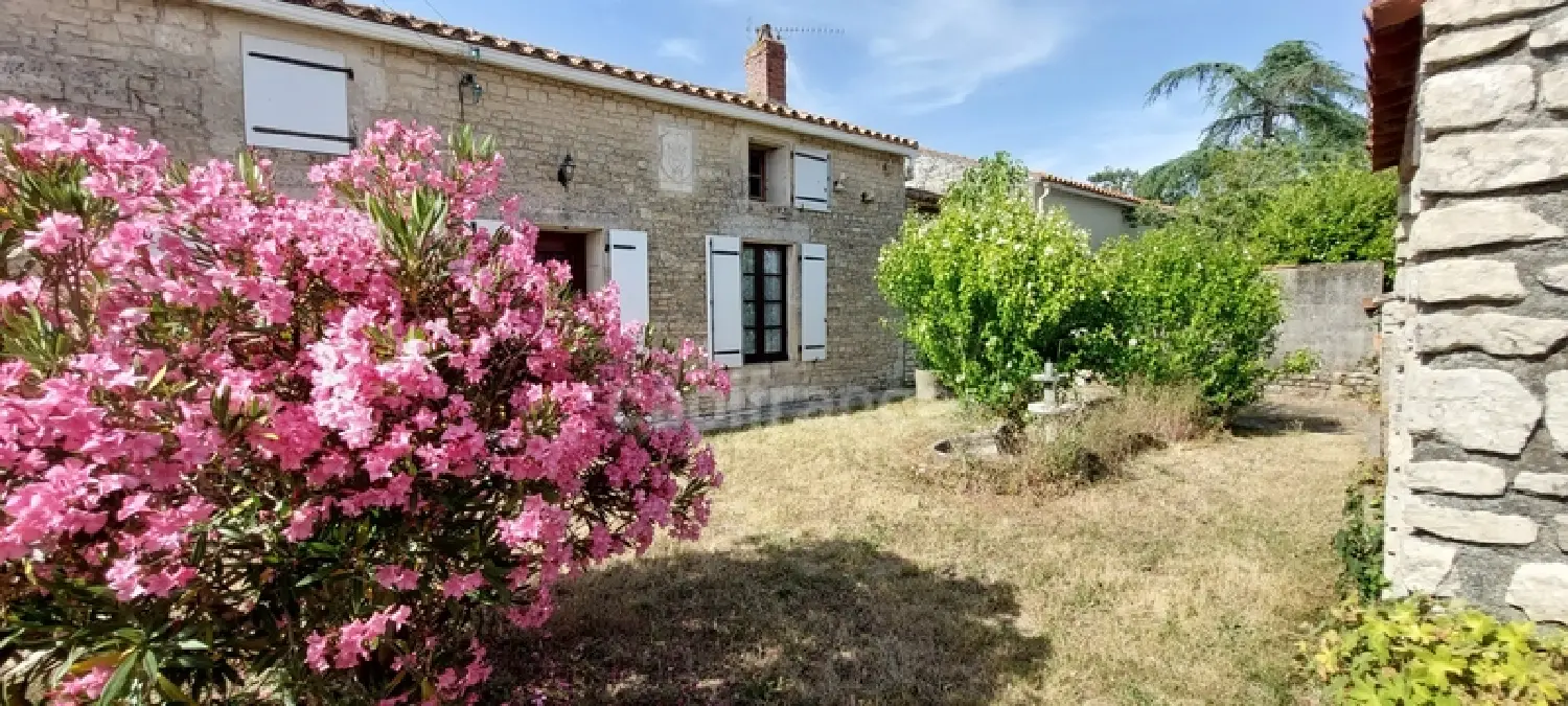 en venta casa Nalliers Vendée 1