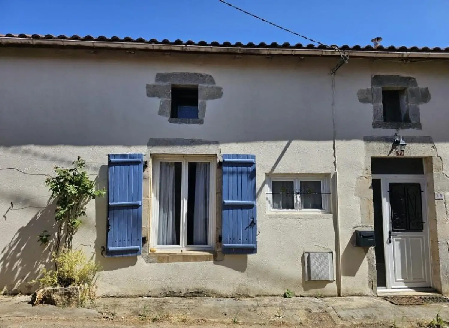  à vendre maison Nanteuil-en-Vallée Charente 2