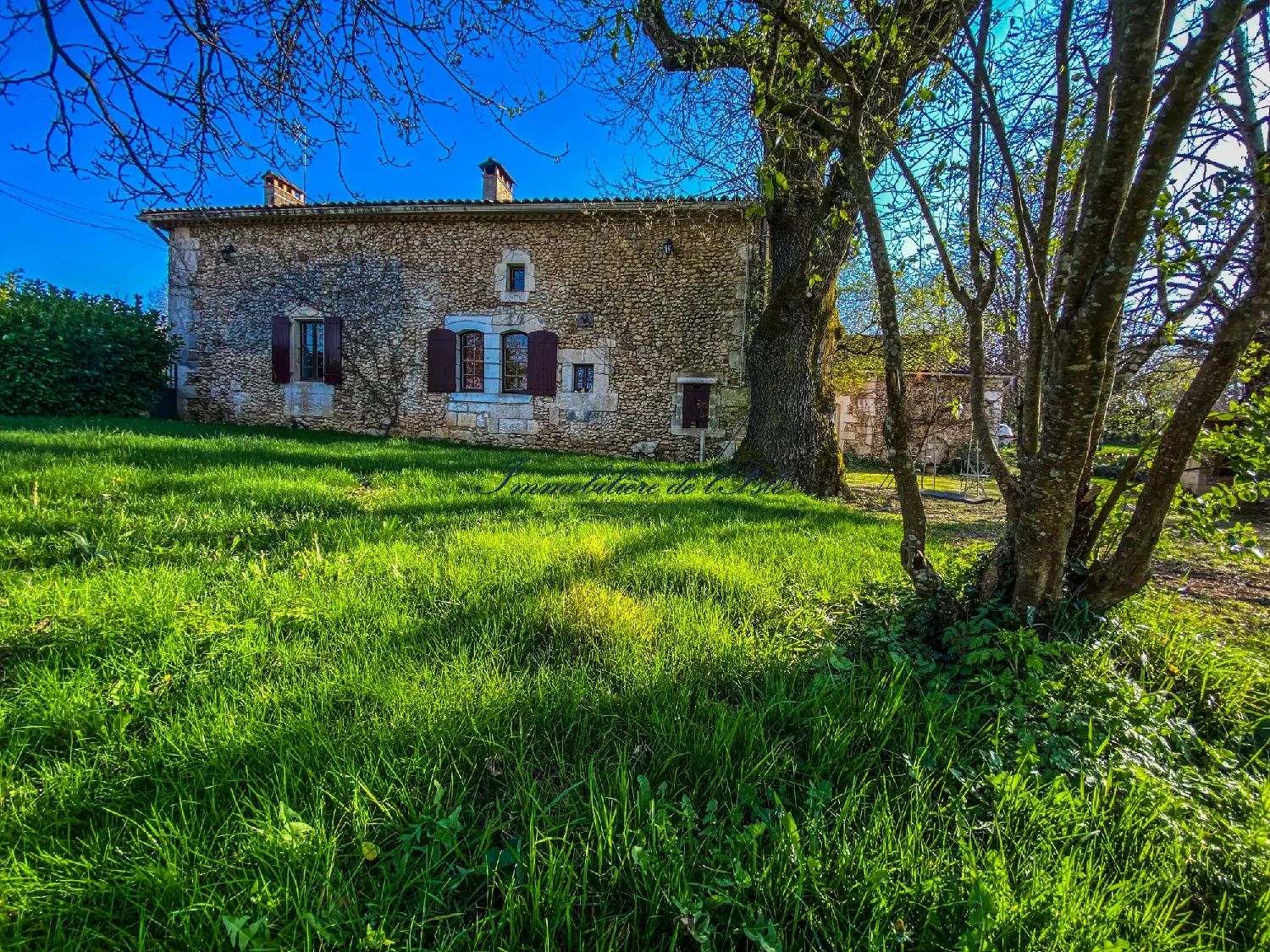  te koop huis Neuvic Dordogne 1