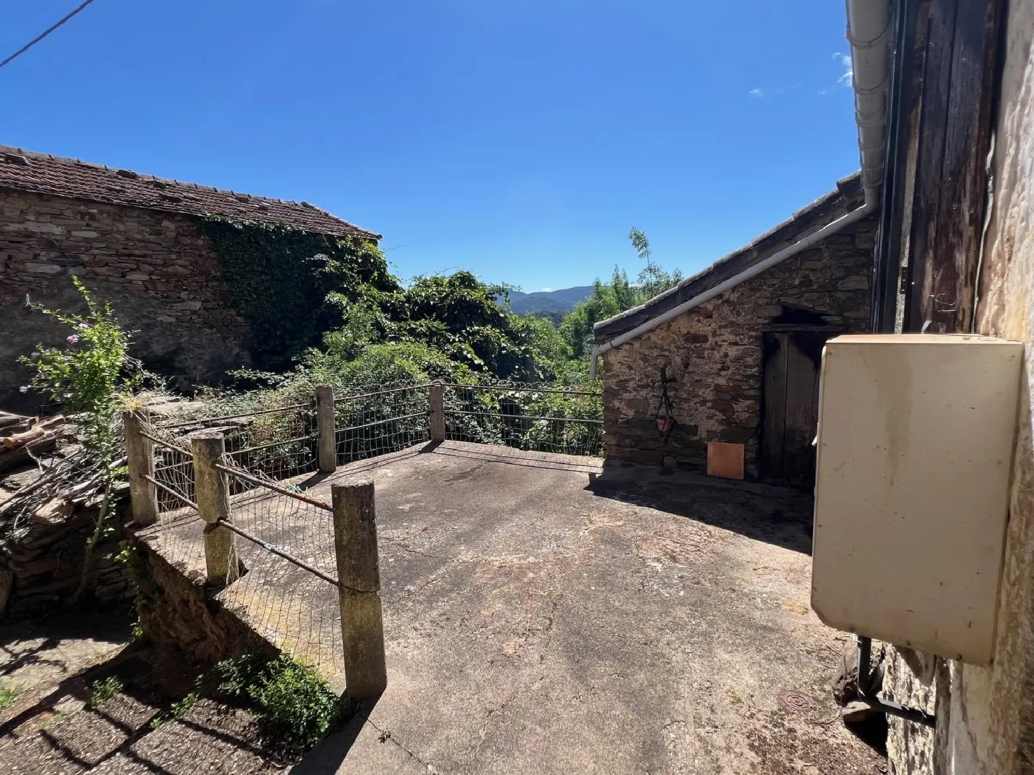  for sale house Olargues Hérault 1