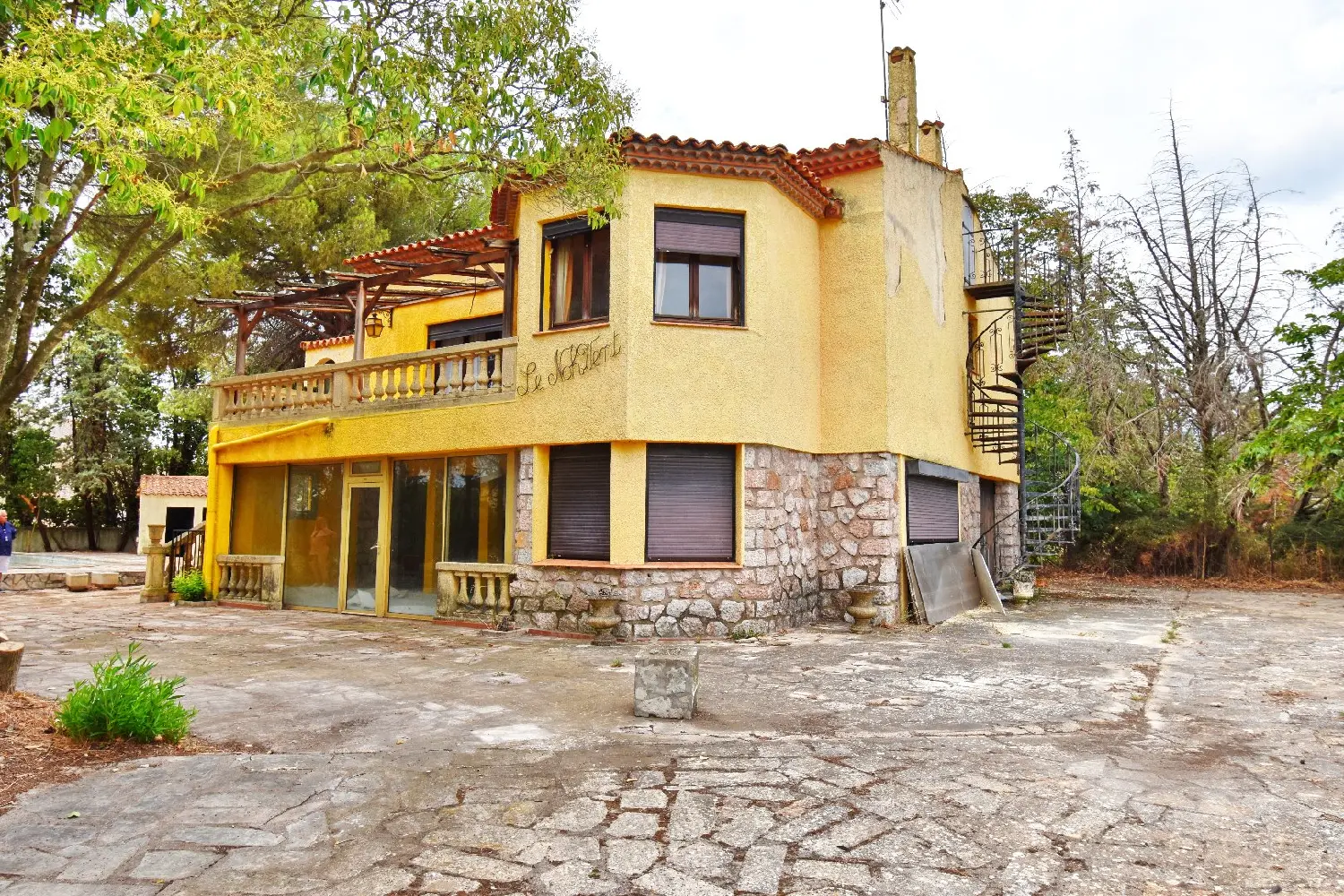  for sale house Pézenas Hérault 1