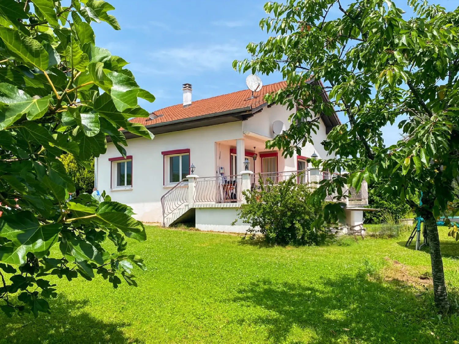  te koop huis Pougny Ain 2