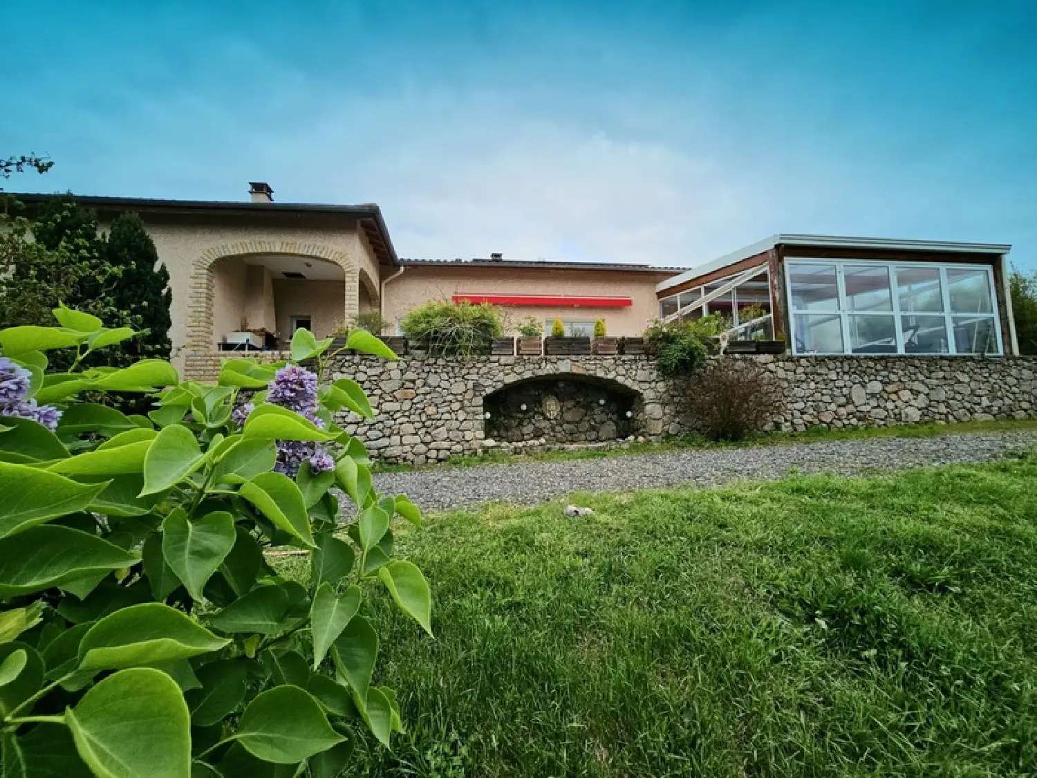  à vendre maison Pouilly-les-Feurs Loire 3