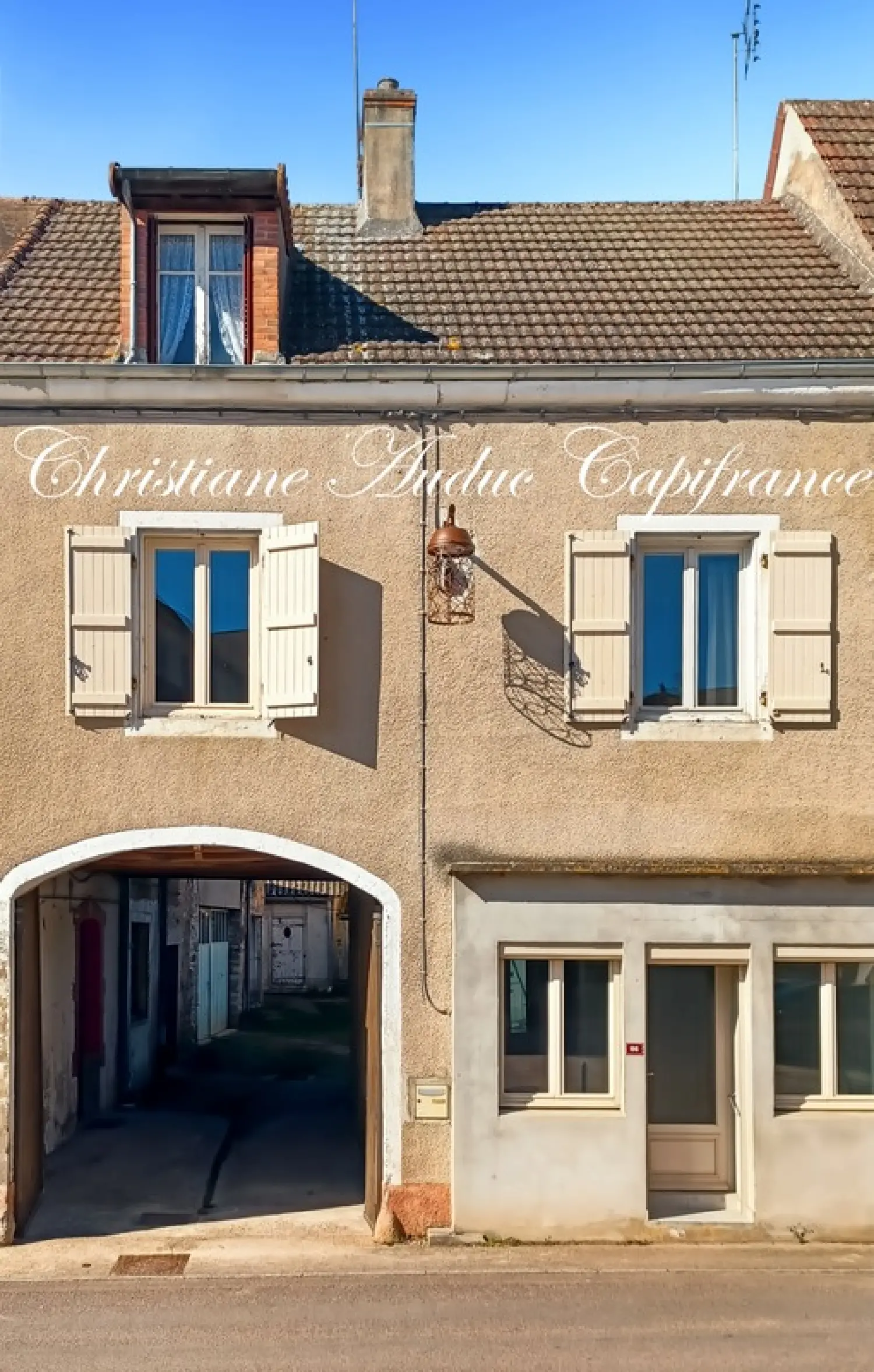  for sale house Saint-Bonnet-de-Joux Saône-et-Loire 2