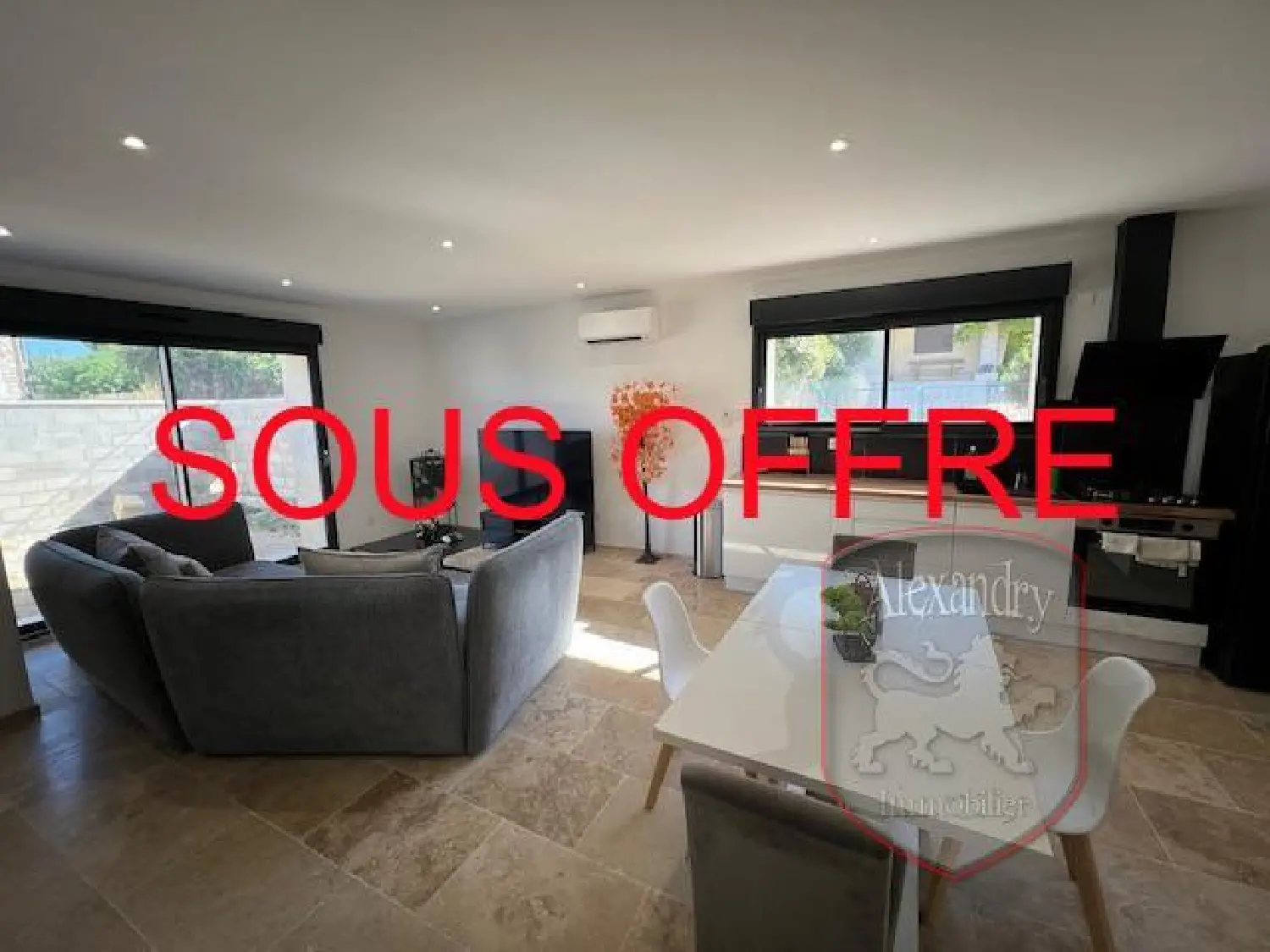  for sale house Saint-Geniès-de-Comolas Gard 1
