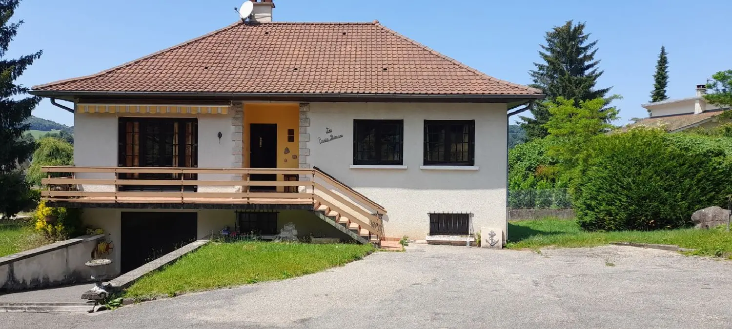  te koop huis Saint-Geoire-en-Valdaine Isère 3