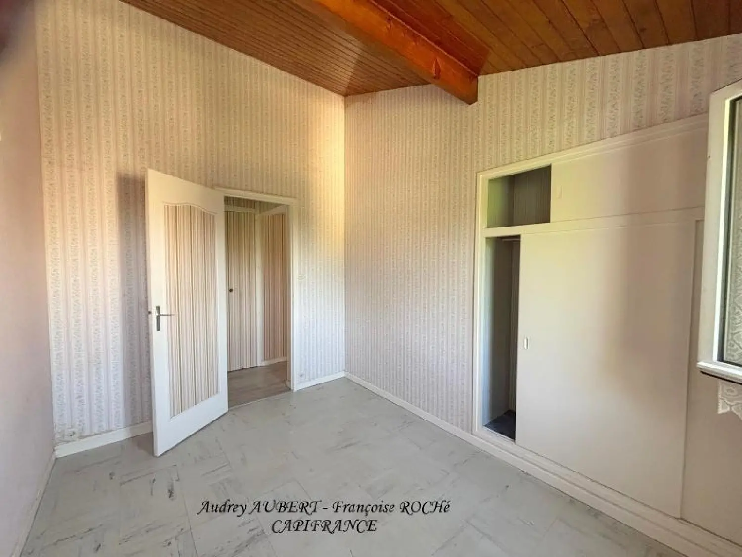  for sale house Saint-Jean-d'Angély Charente-Maritime 6