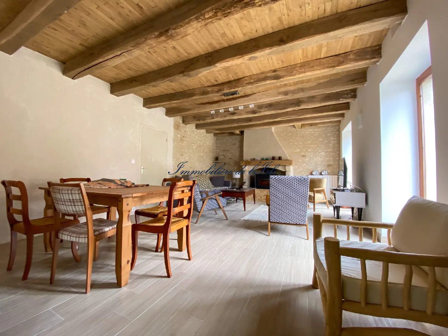  à vendre maison Saint-Léon-sur-Vézère Dordogne 3