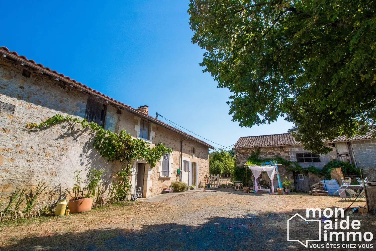  te koop huis Saint-Romain-et-Saint-Clément Dordogne 2