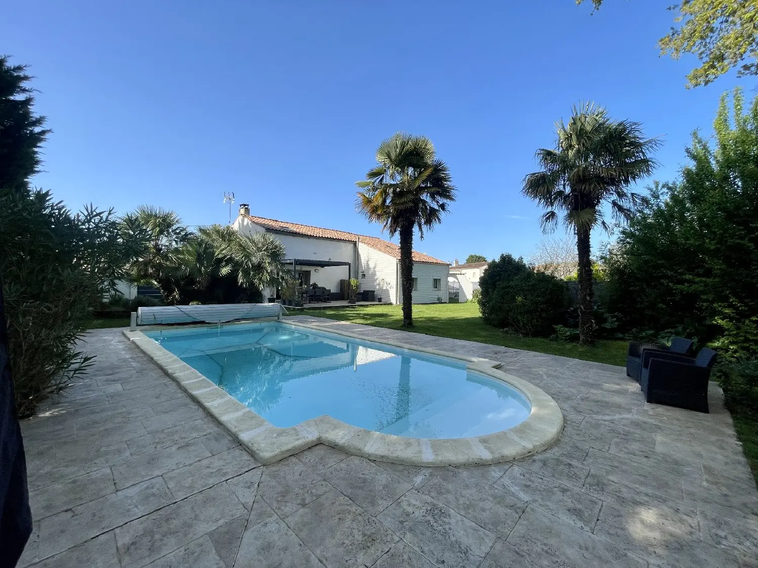 en venta casa Saint-Sulpice-d'Arnoult Charente-Maritime 3