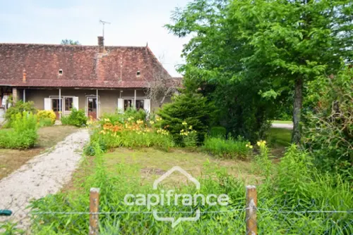 Saint-Usuge Saône-et-Loire huis foto 7110485