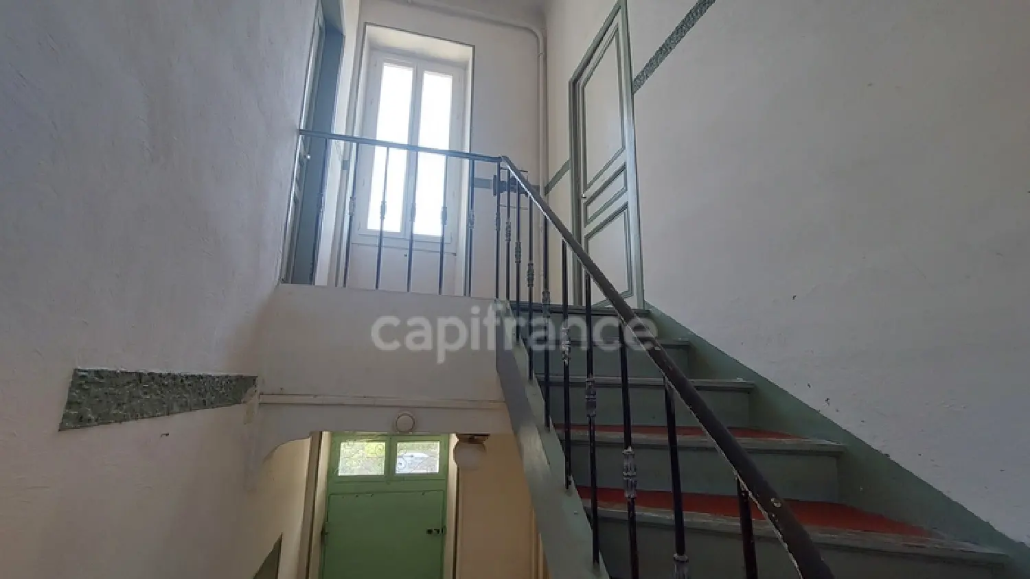  à vendre maison Sénas Bouches-du-Rhône 7