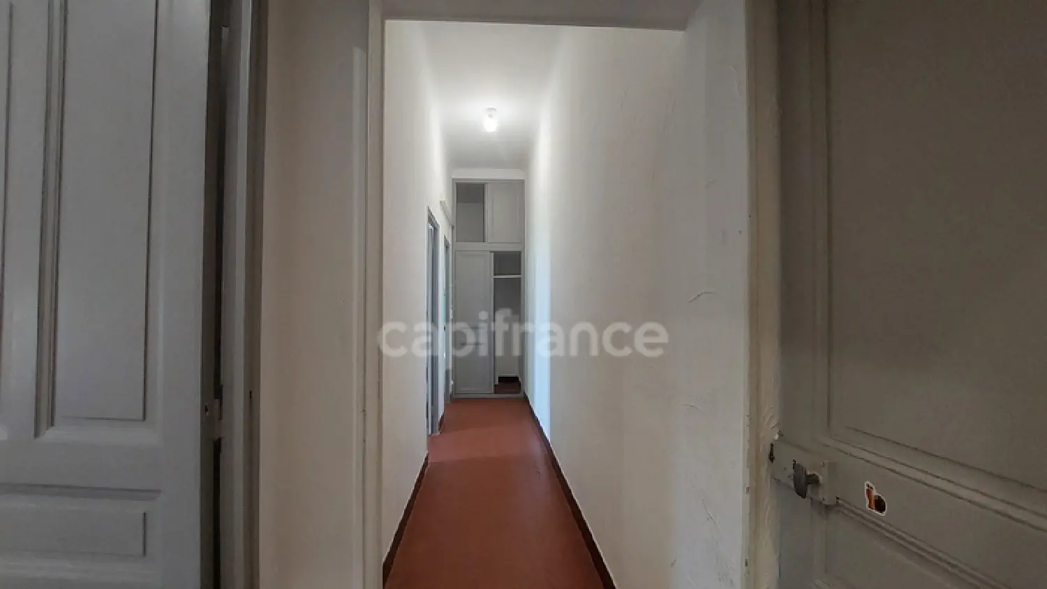  à vendre maison Sénas Bouches-du-Rhône 8
