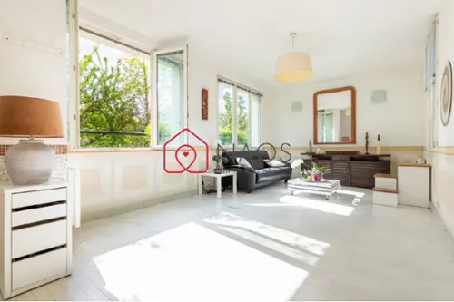 Suresnes Hauts-de-Seine house foto 7104957