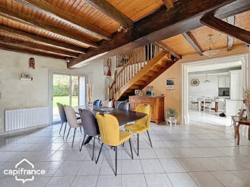 Thouars Deux-Sèvres Haus Bild 7110186