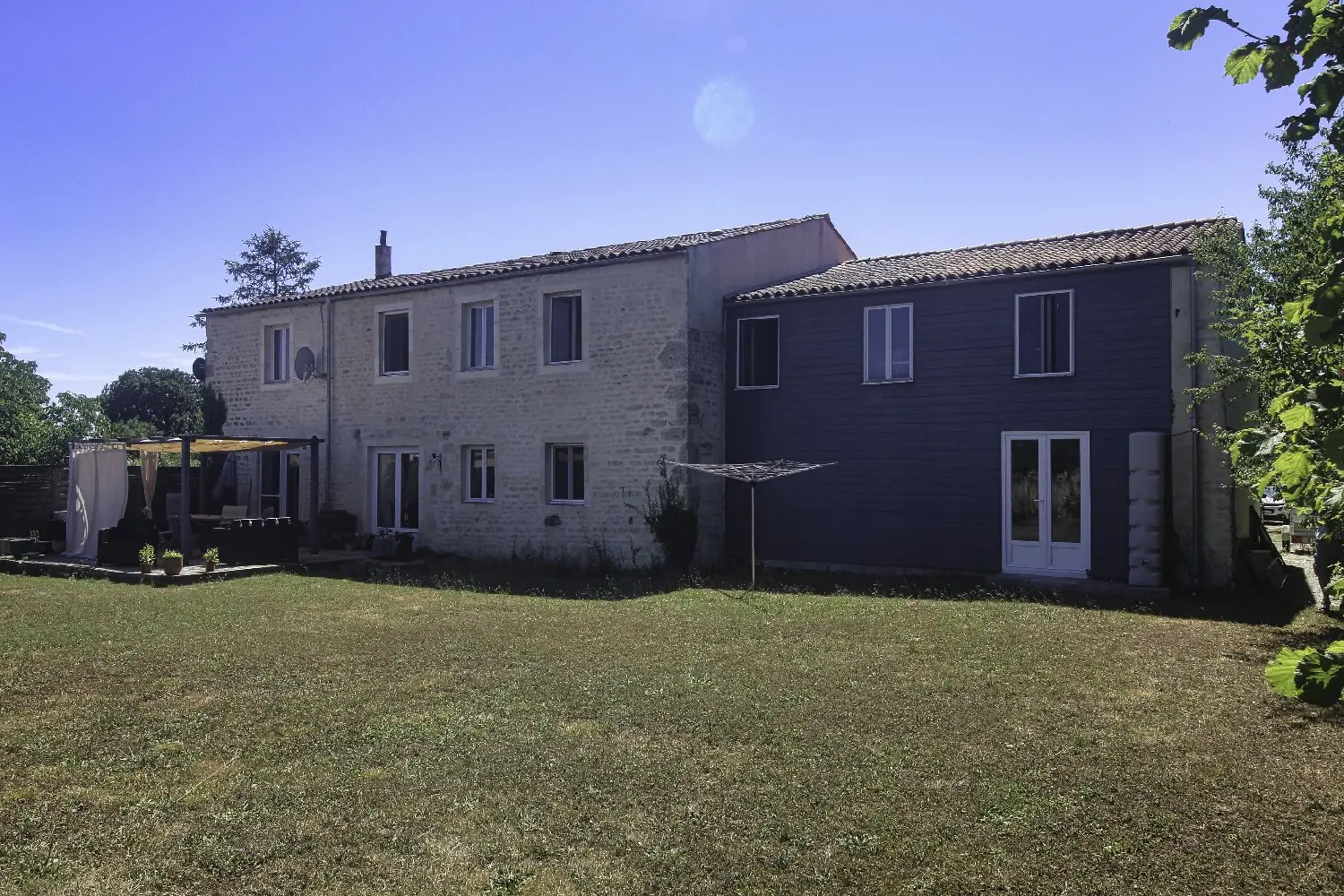 en venta casa Villeneuve-la-Comtesse Charente-Maritime 2