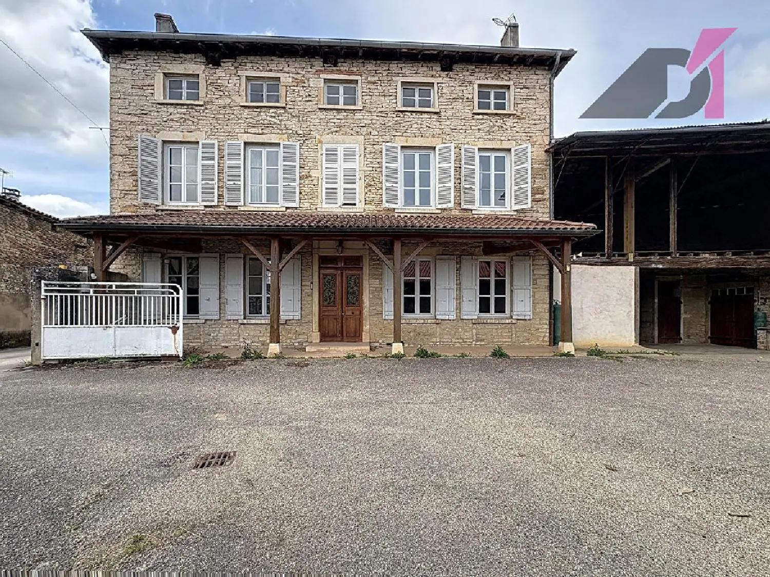  en venta casa Viré Saône-et-Loire 1