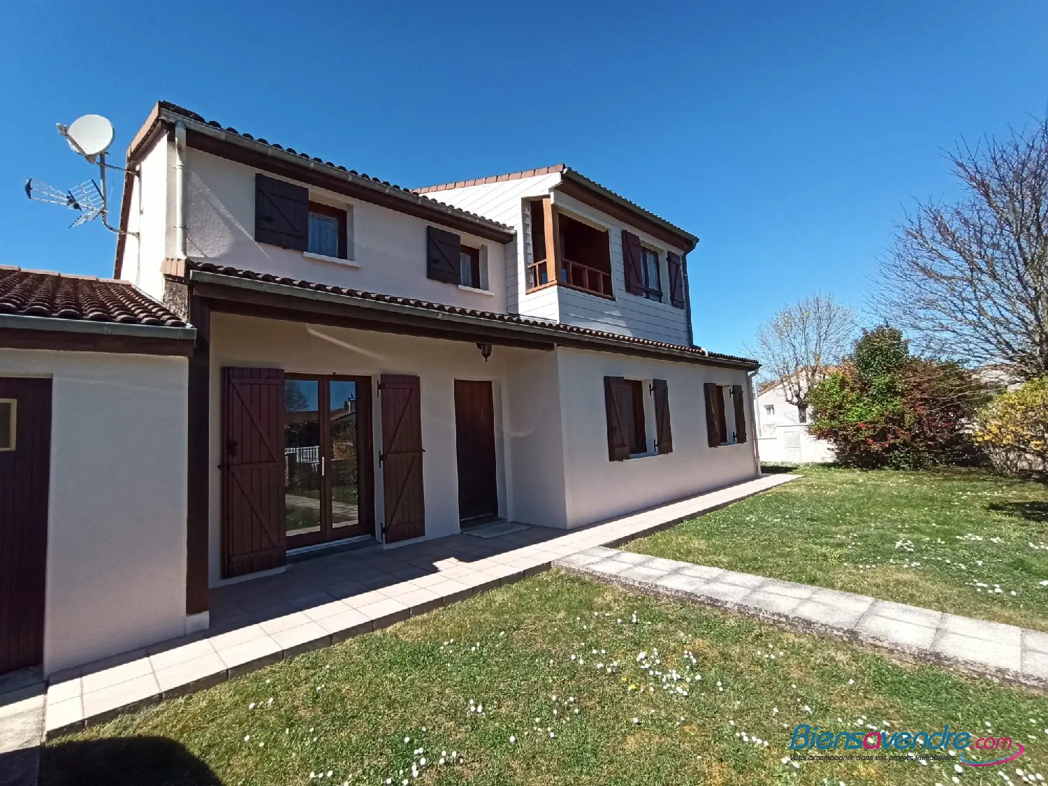  for sale house Vouneuil-sous-Biard Vienne 1