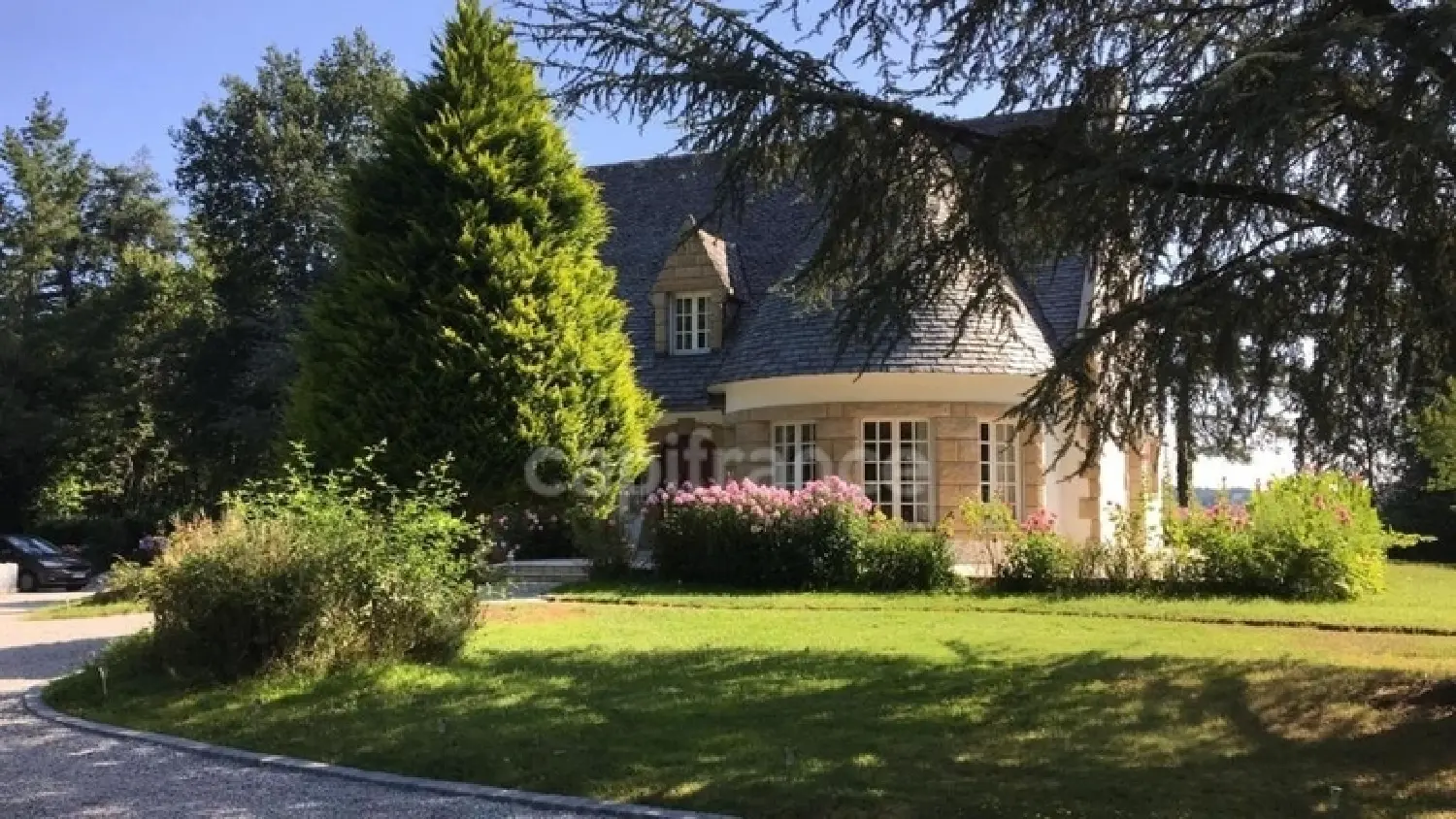  à vendre maison bourgeoise Le Faouët Morbihan 1