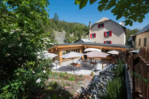 Faucon-de-Barcelonnette Alpes-de-Haute-Provence restaurant foto 7112477