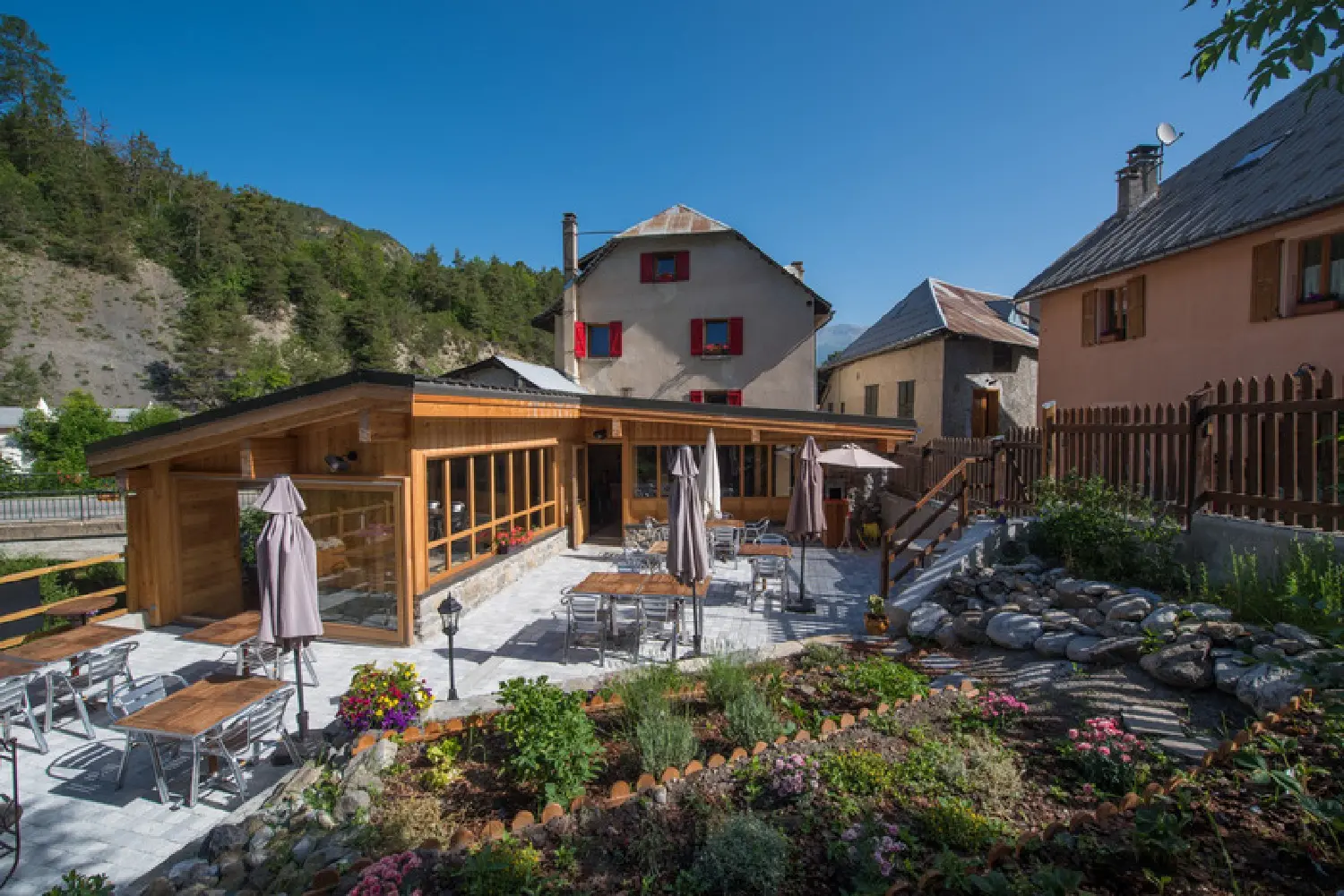  te koop restaurant Faucon-de-Barcelonnette Alpes-de-Haute-Provence 3