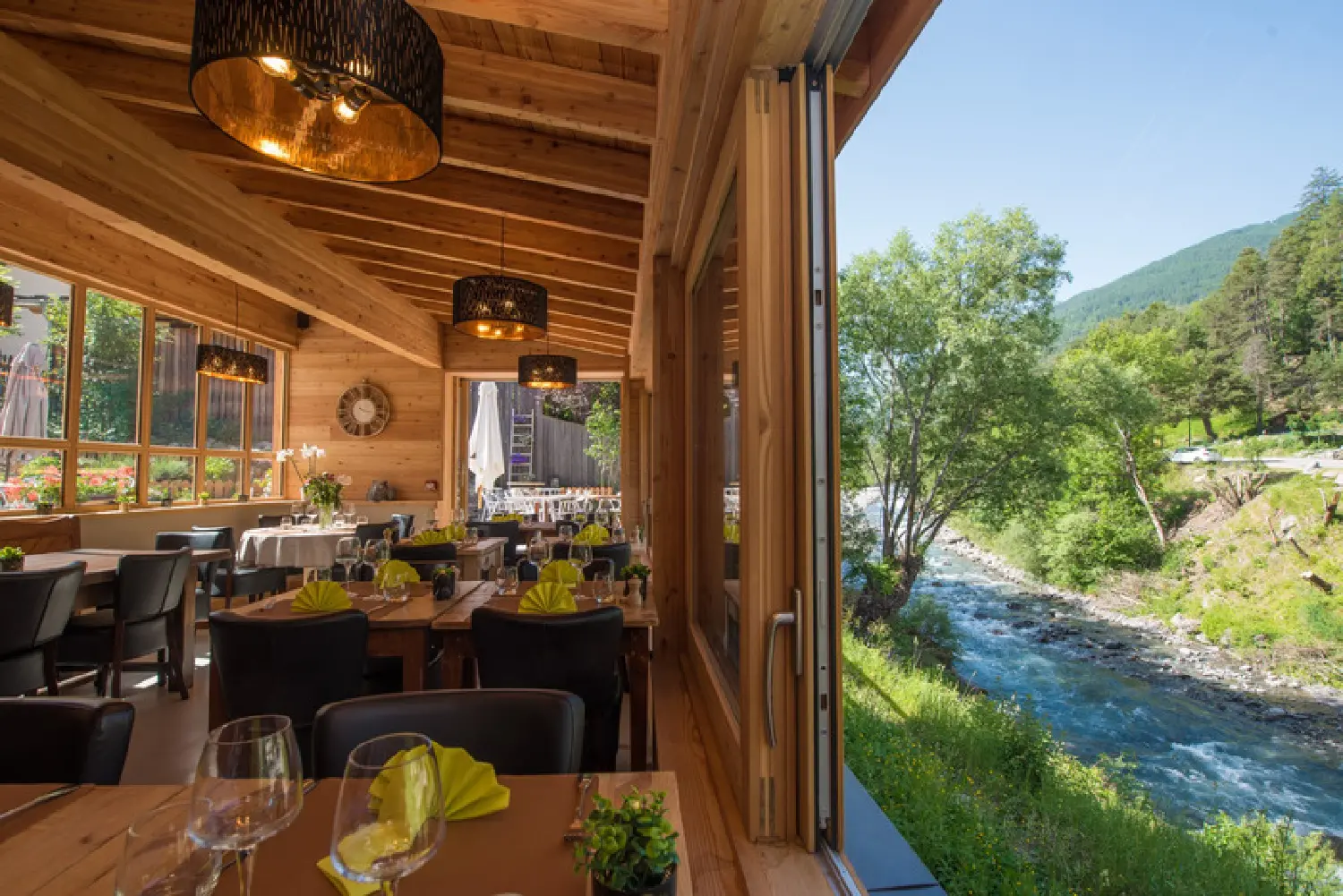  te koop restaurant Faucon-de-Barcelonnette Alpes-de-Haute-Provence 4