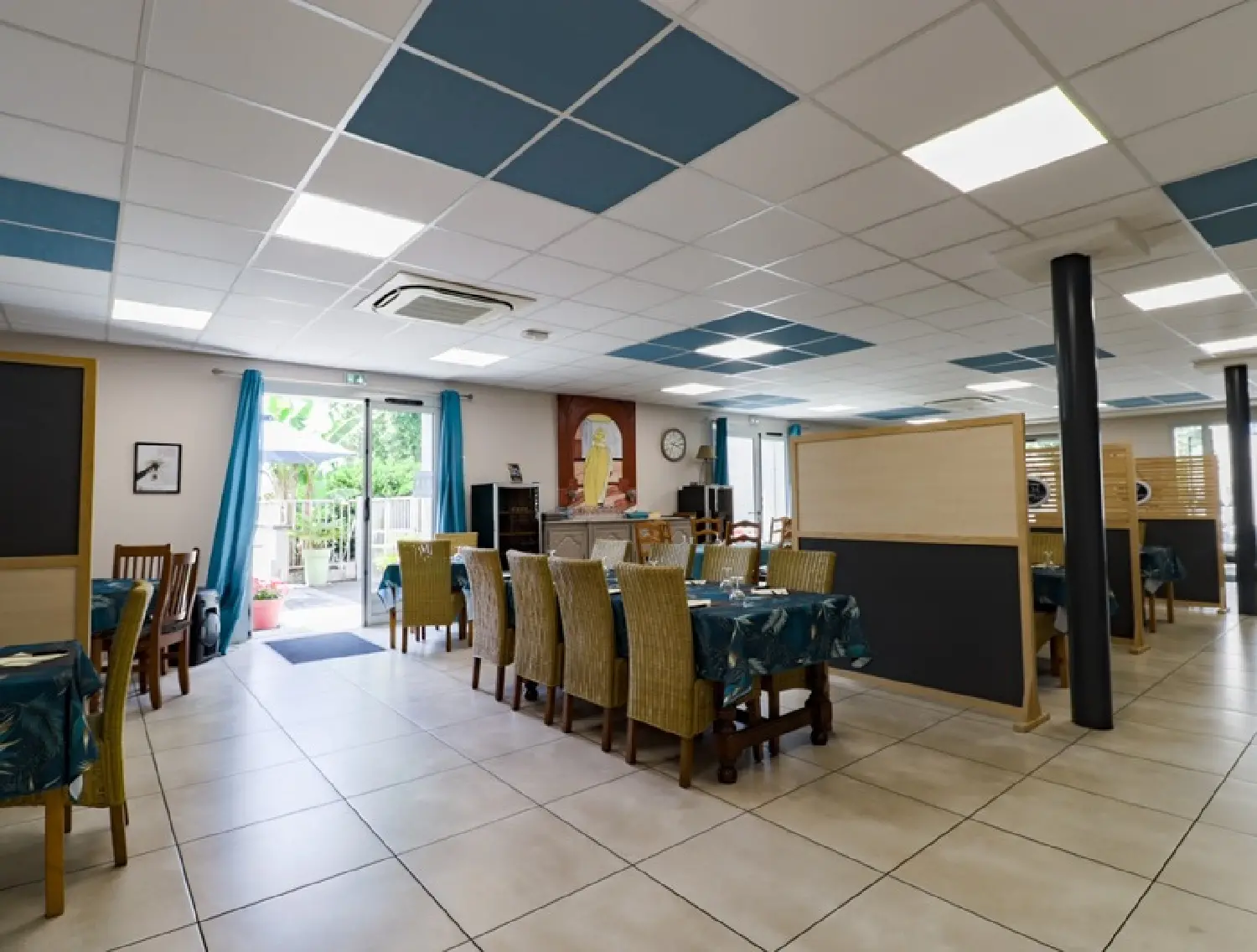  for sale restaurant Saint-Amans-Valtoret Tarn 3