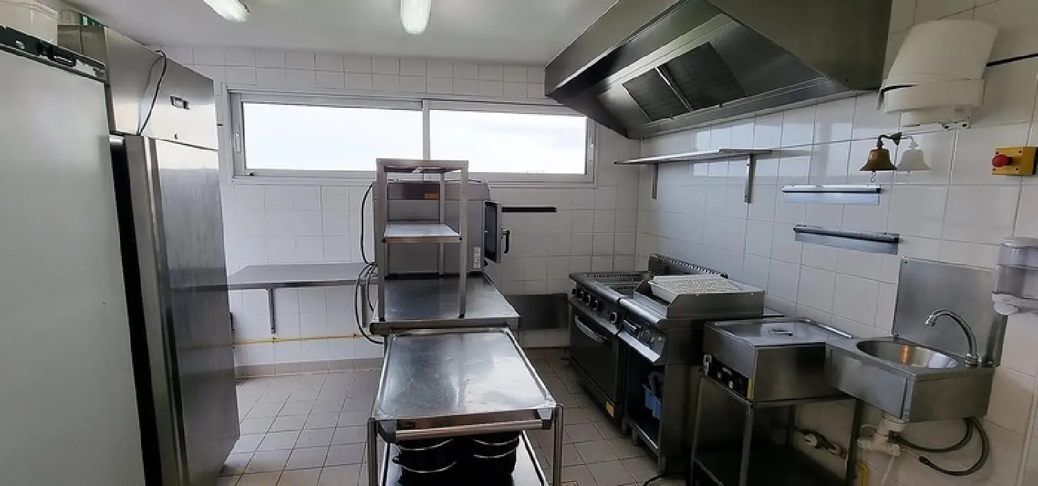  for sale restaurant Saint-Trojan-les-Bains Charente-Maritime 4