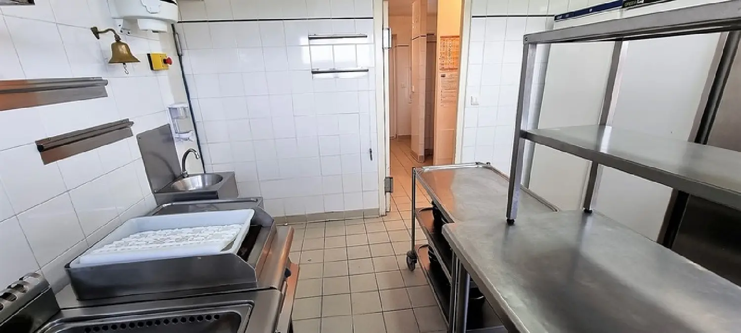  for sale restaurant Saint-Trojan-les-Bains Charente-Maritime 5