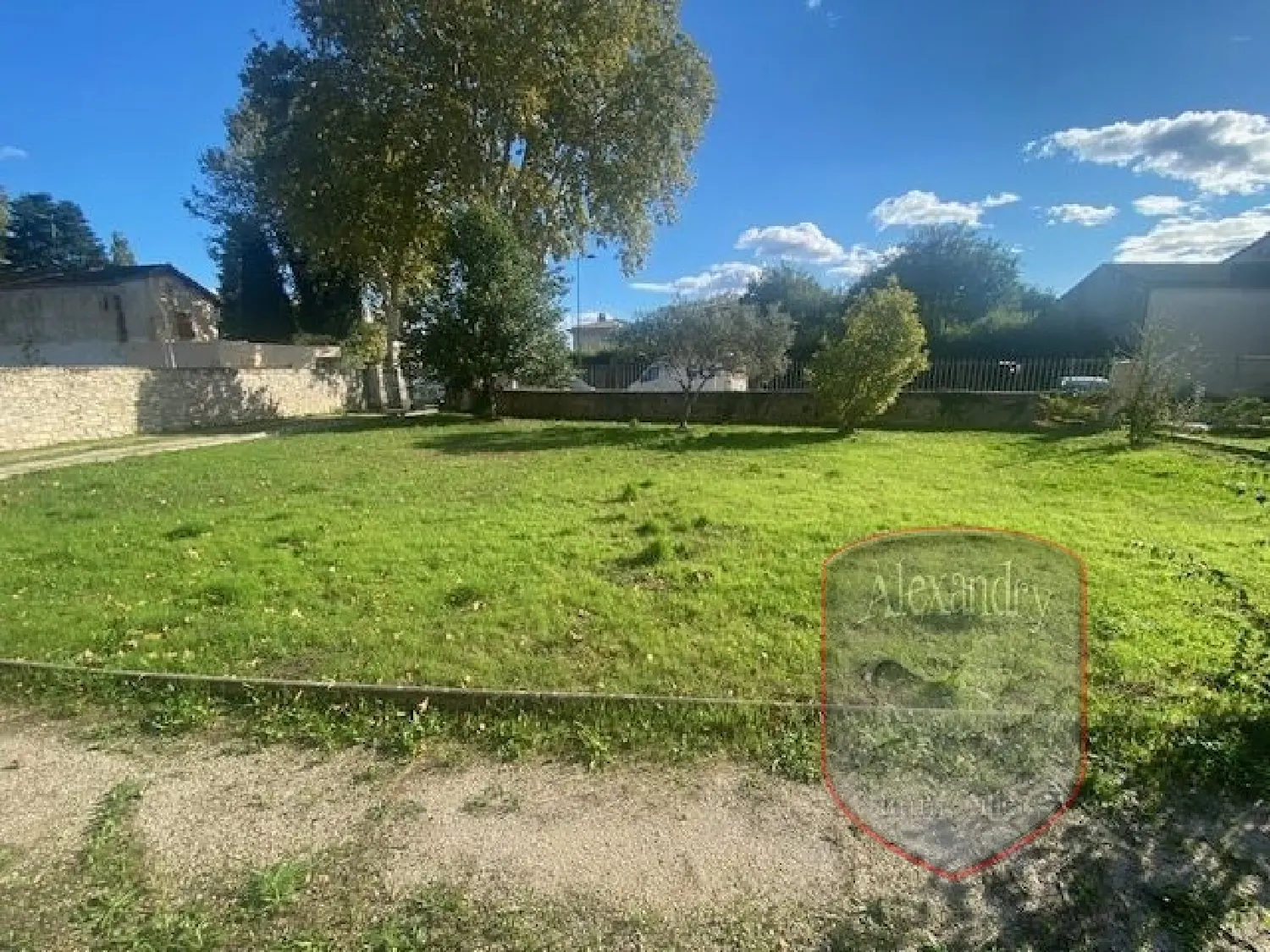  te koop terrein Roquemaure Gard 1