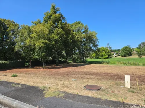 Ygos-Saint-Saturnin Landes terreno foto 7114480