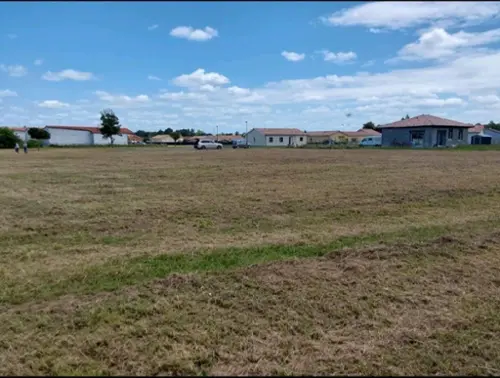 Ygos-Saint-Saturnin Landes terreno foto 7114482