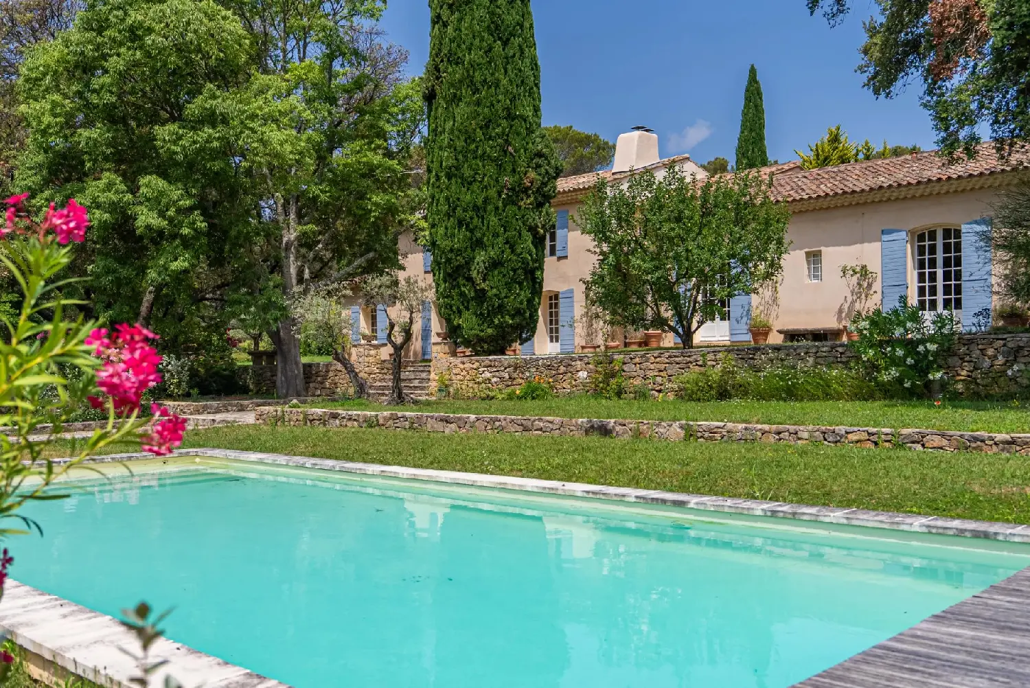  te koop villa Aix-en-Provence Bouches-du-Rhône 2