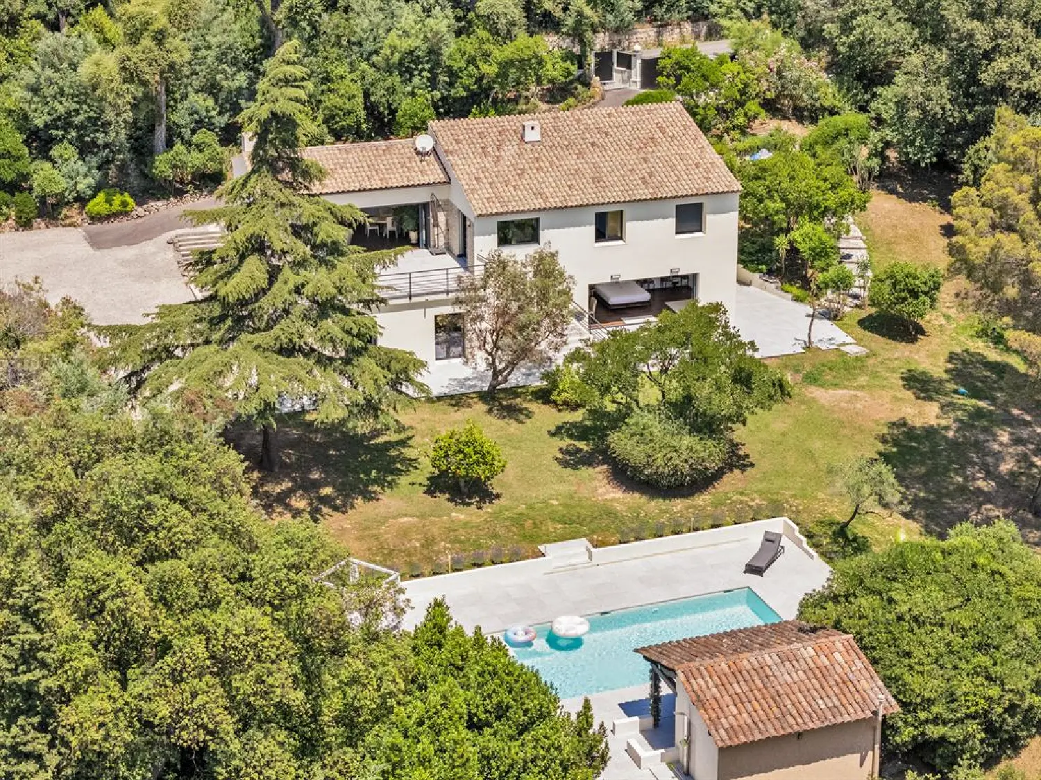  te koop villa Auribeau-sur-Siagne Alpes-Maritimes 1