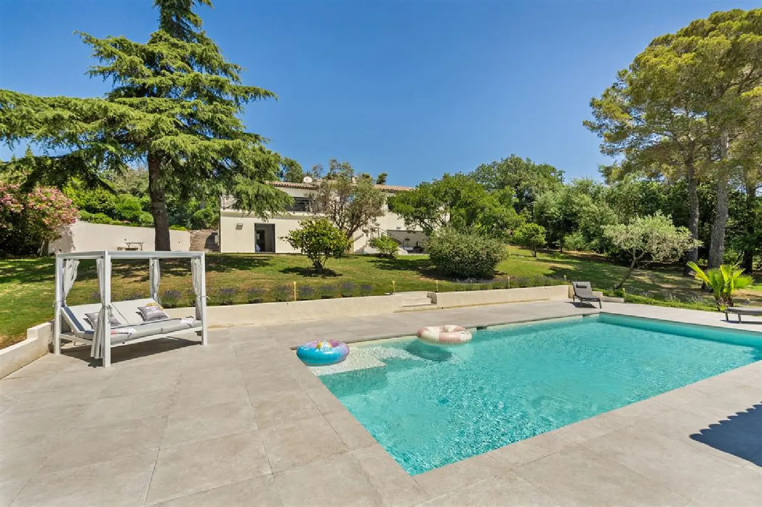  te koop villa Auribeau-sur-Siagne Alpes-Maritimes 2