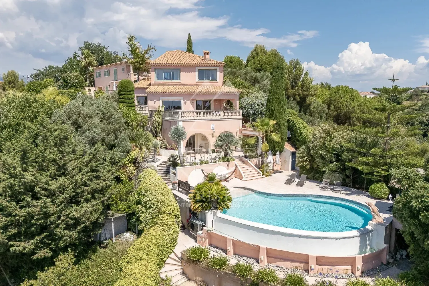  te koop villa Cagnes-sur-Mer Alpes-Maritimes 1