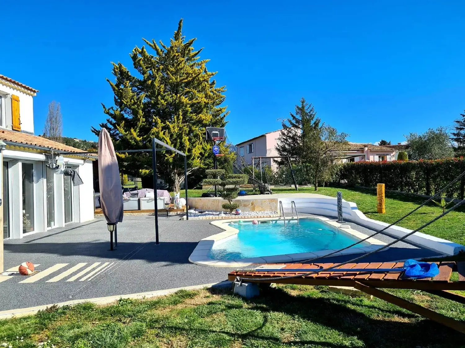  à vendre villa Châteauneuf-Grasse Alpes-Maritimes 1
