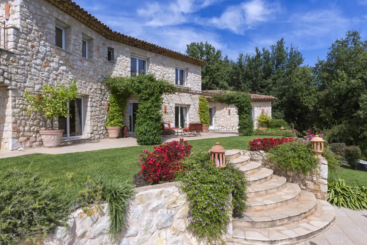  for sale villa Coursegoules Alpes-Maritimes 3