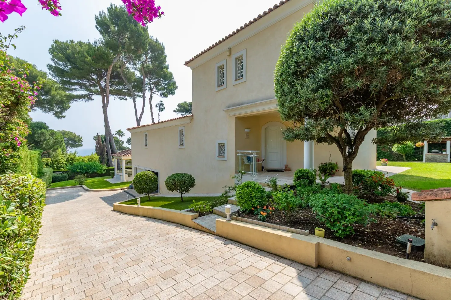  te koop villa Juan-les-Pins Alpes-Maritimes 5