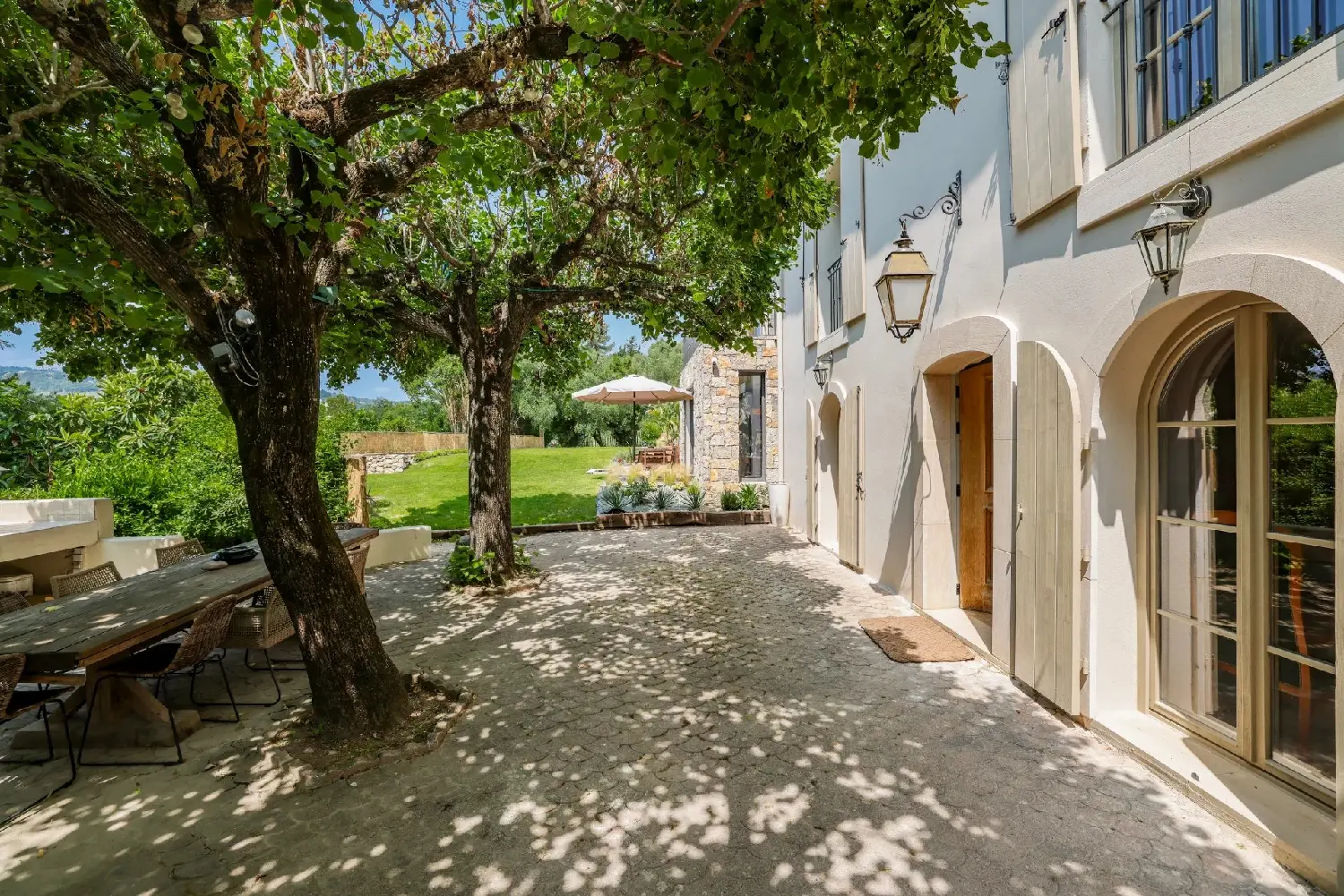  for sale villa Mougins Alpes-Maritimes 3