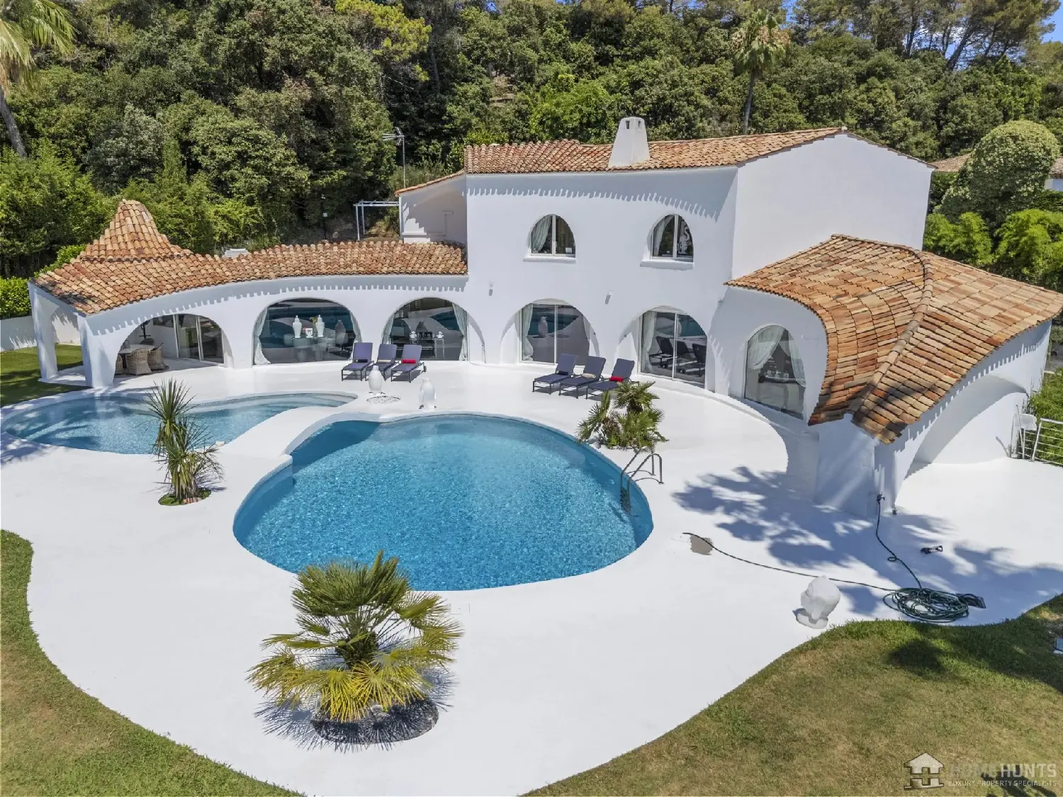  for sale villa Mougins Alpes-Maritimes 2