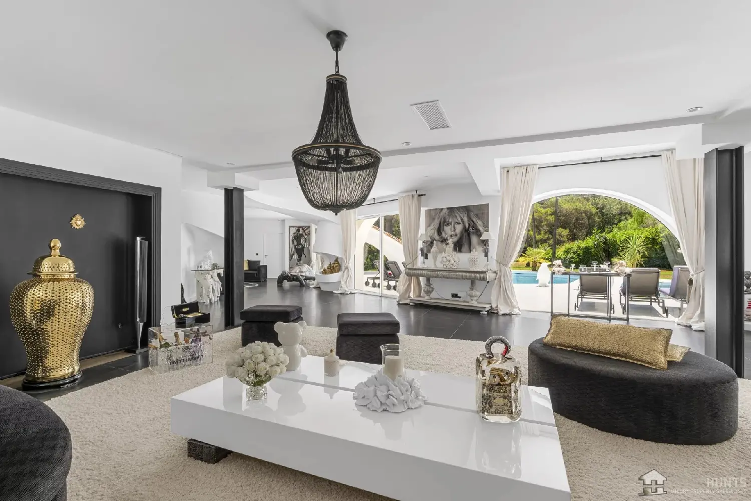  for sale villa Mougins Alpes-Maritimes 4