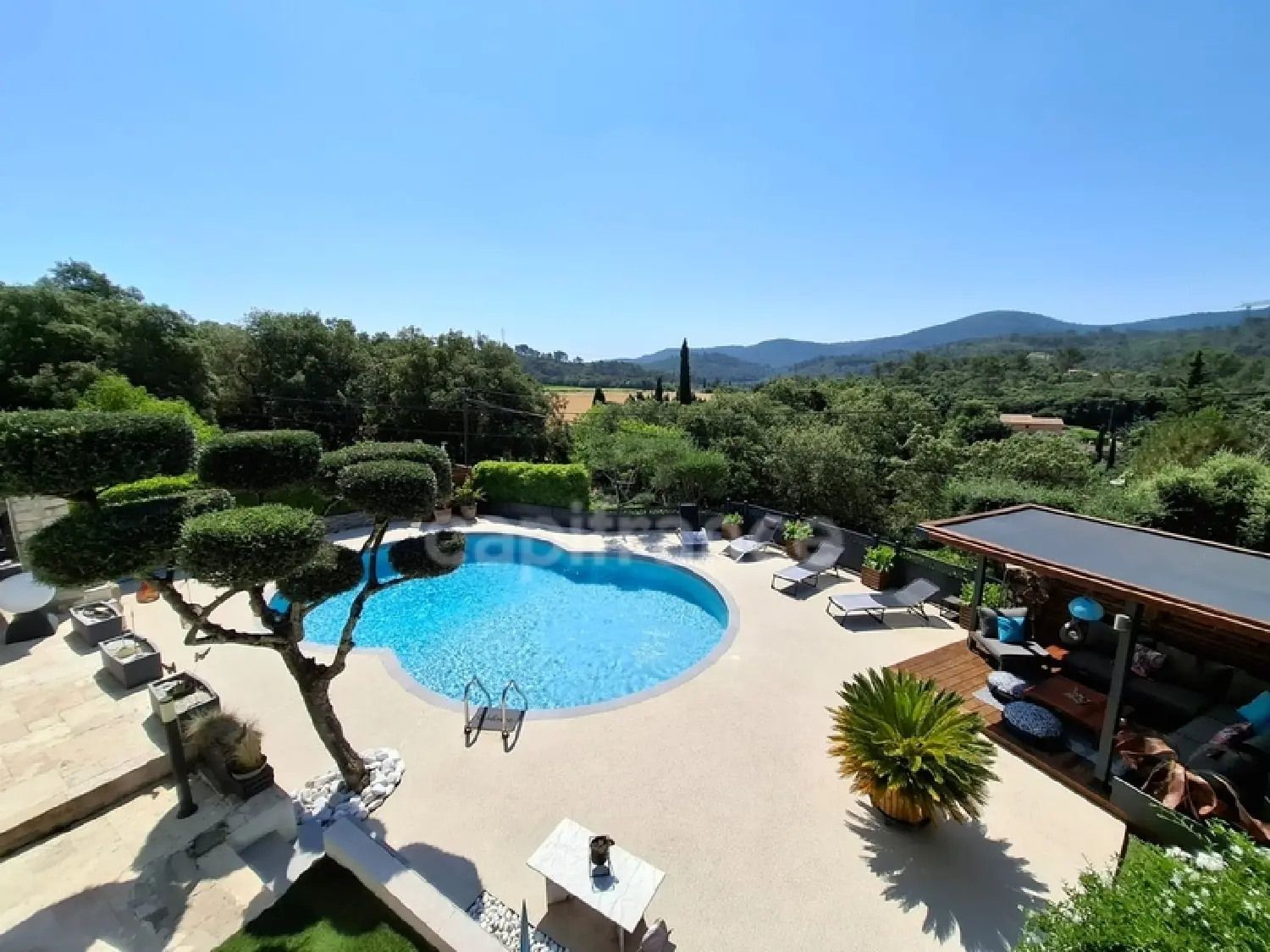  en venta villa Sainte-Anastasie-sur-Issole Var 2