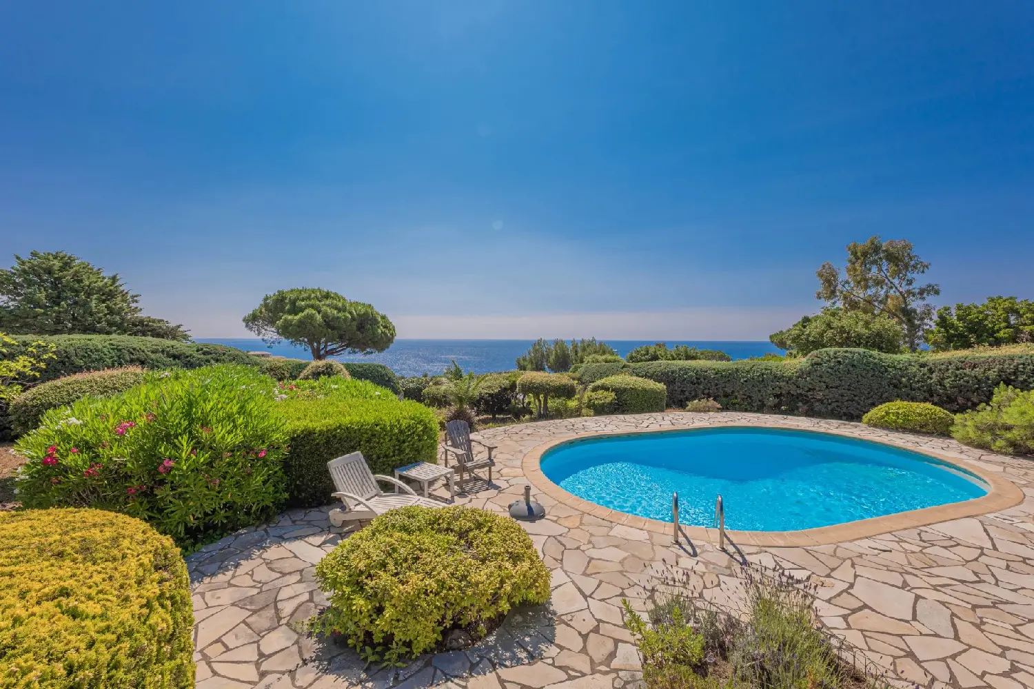  for sale villa Sainte-Maxime Var 2