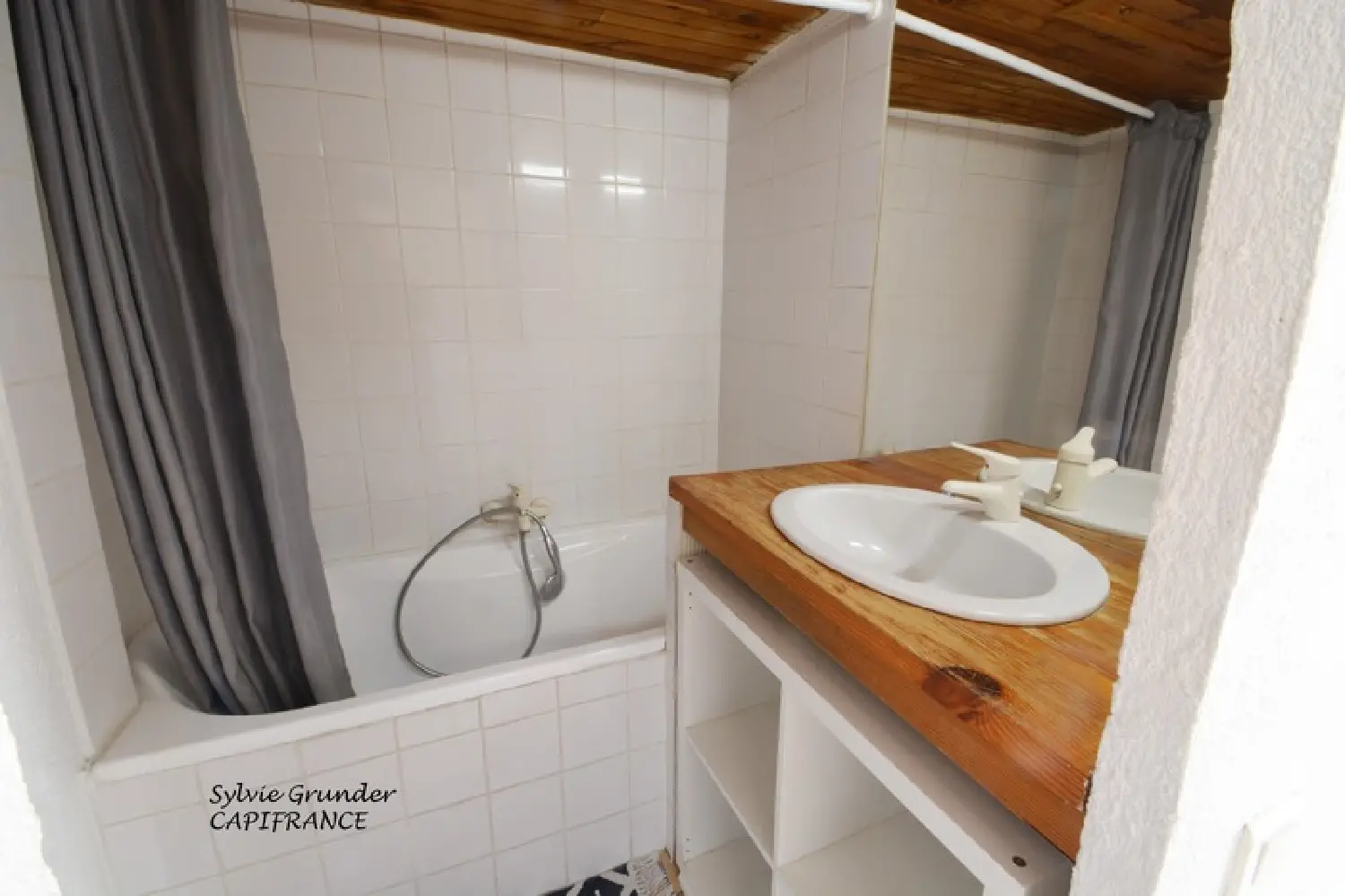  à vendre maison de village Alleins Bouches-du-Rhône 6