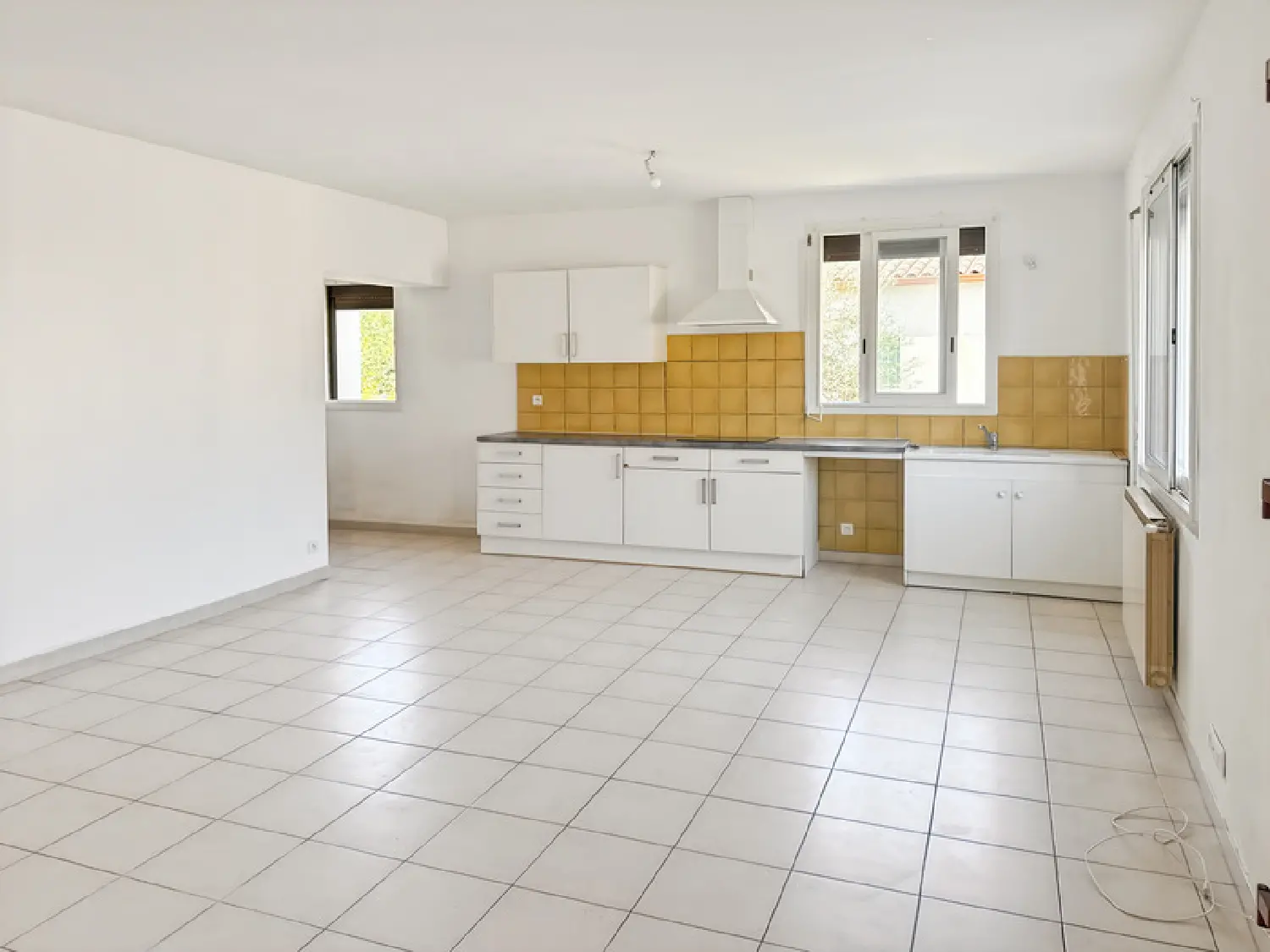  for sale village house Castries Hérault 4