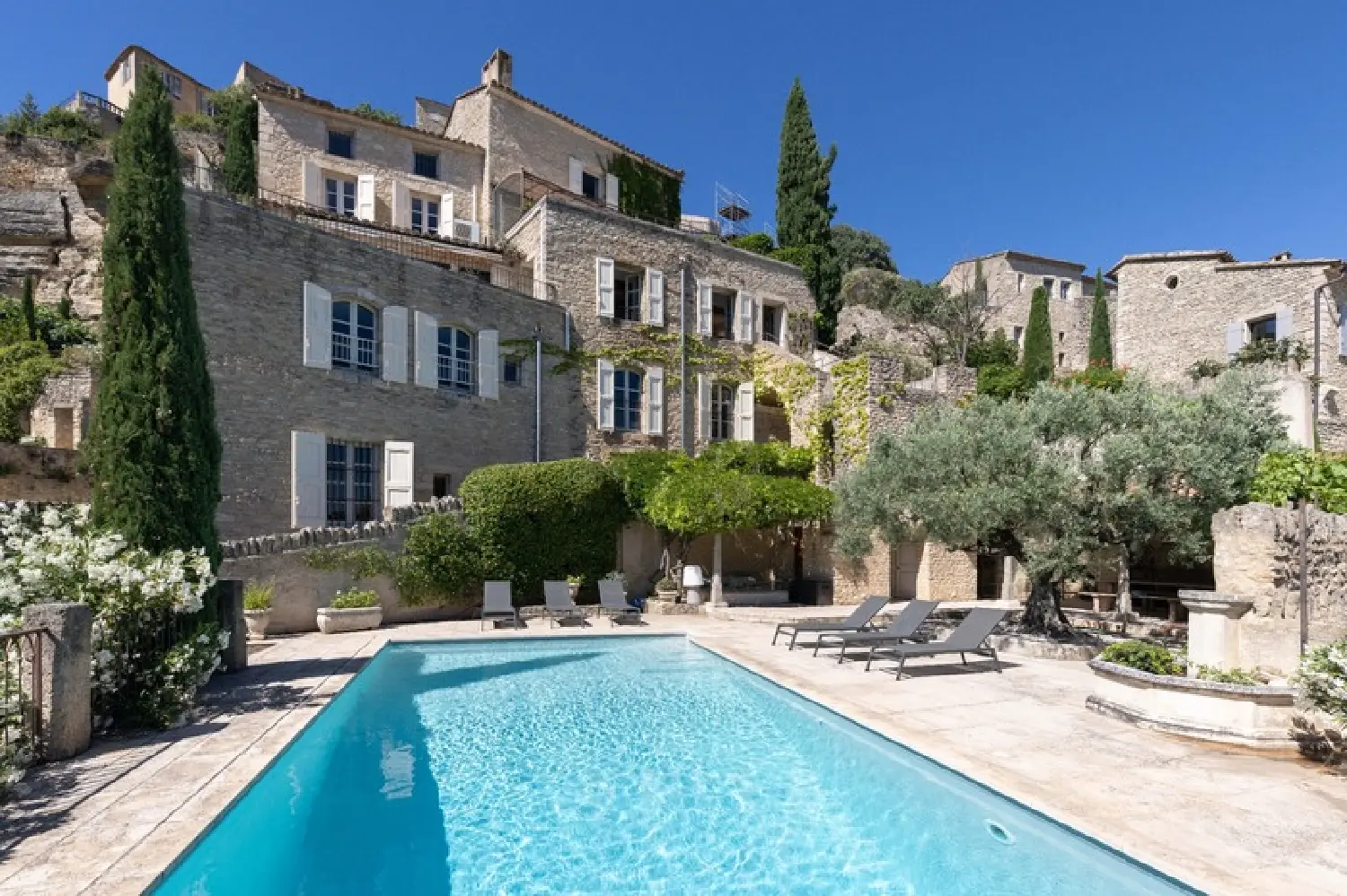  en venta casa de pueblo Gordes Vaucluse 2